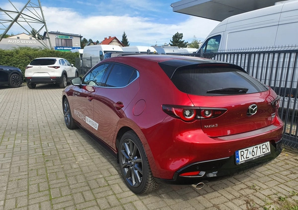 Mazda 3 cena 121500 przebieg: 2911, rok produkcji 2023 z Ożarów Mazowiecki małe 121